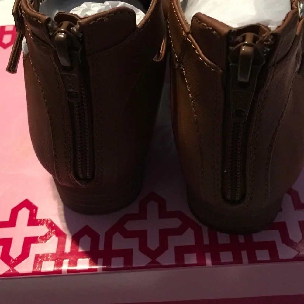 💕GB girls HONEY gorgeous boots girls size 2NWT ..